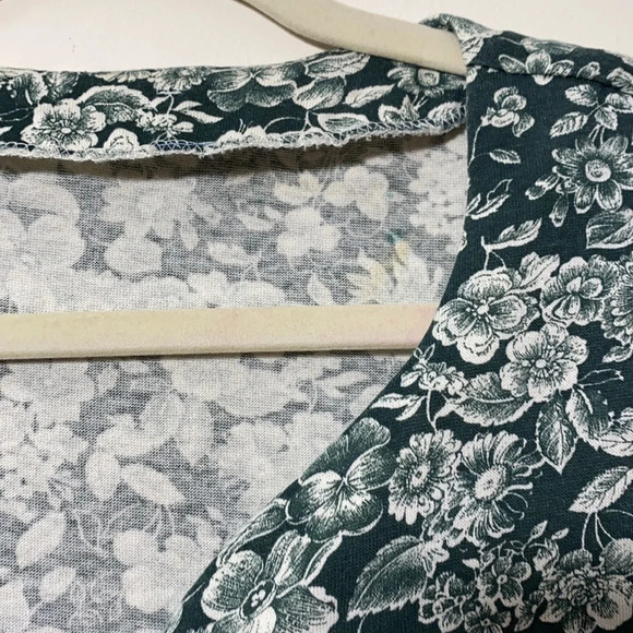 Boho VNTG Floral Mini Dress Button Front Closure - Picture 9 of 14